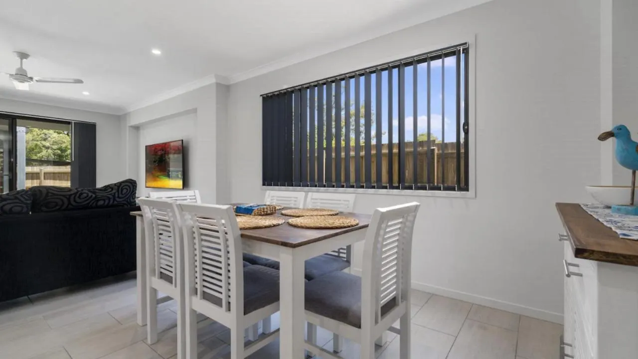 Holiday home Lavish Beach House On The Surf Side! Woorim